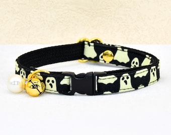 Collier d'Halloween pour chat fantôme avec noeud papillon, grelot et breloque perle
