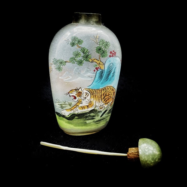 Asian Reverse Painted Perfume Oil Snuff Bottle