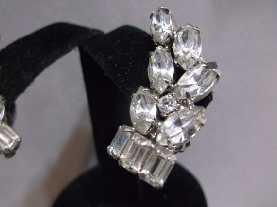 Weiss Clear Rhinestone Clip Earrings - image 3