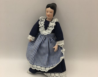 Vintage Puppenhaus Figur, Mutter, Frauen, Schwester, Köchin, Dienstmädchen im viktorianischen Stil