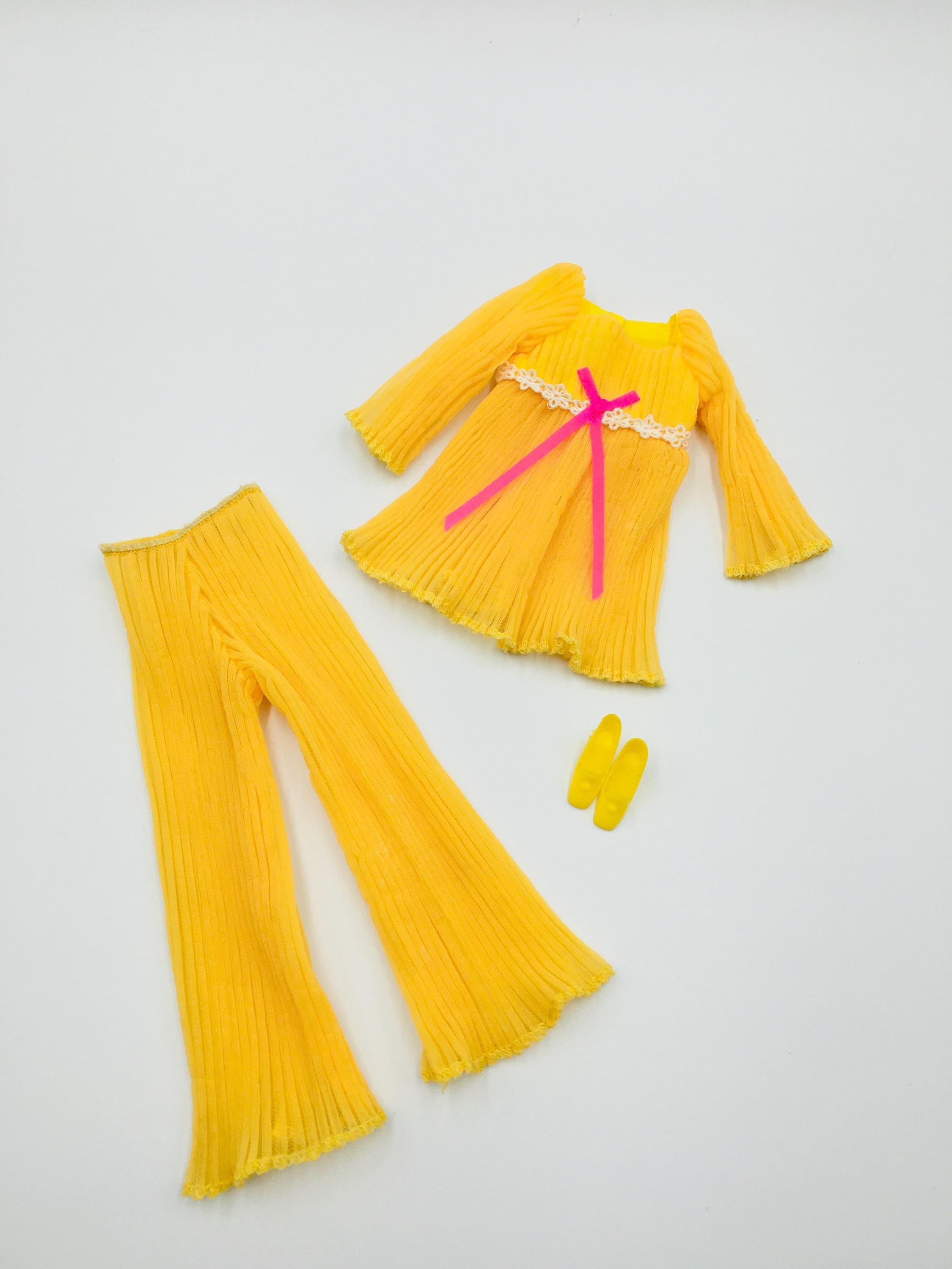 Kick Barbie Vintage Barbie 1970s Lemon Kick Outfit Ref 1465# : Mattel RARE (NO DOLL ...