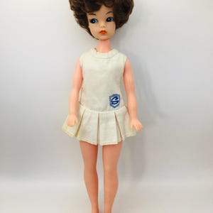 Vintage Sindy Doll Centre Court Tennis Dress 1963 Ref 12S15 Genuine Empire Made Vintage Sindy Doll Clothes, Teen Dolls, Barbie Doll