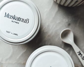 Minimalistische labels kruidenpotjes: olie- en waterbestendige voorraadkast
