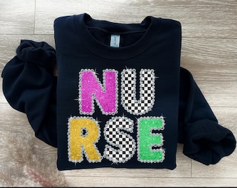 Enfermera retro PNG: Diseño de cuadros con diamantes brillantes (descarga digital)