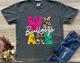 Wir sind Bulldoggen PNG Leopard Gepard Muster Distressed Retro Vintage Buchstaben Dateien Bulldogge PNG Digitaldruck Sublimation Design digital