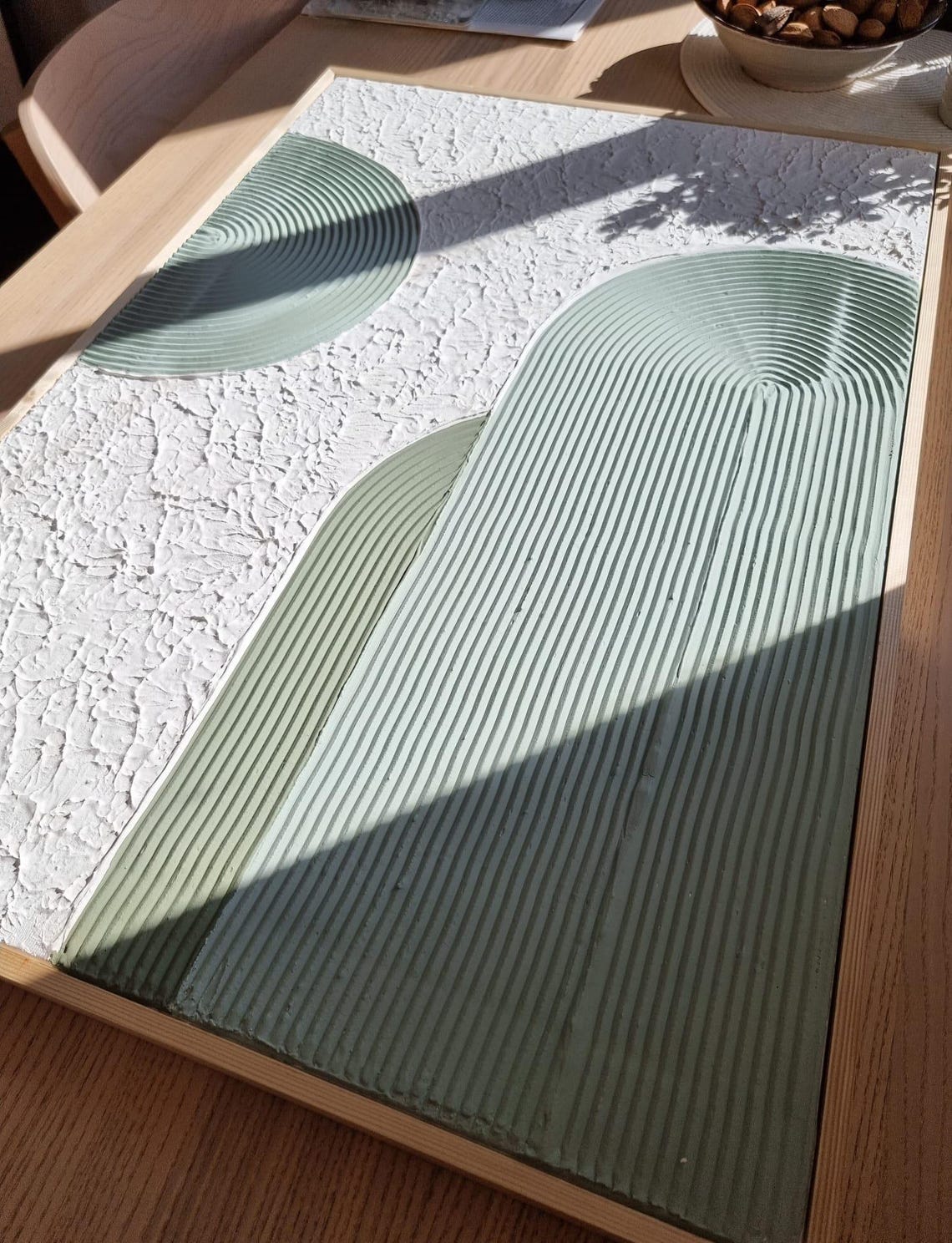 Photo inspiration: Fresh Look at Textured Wall Art In Green White