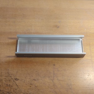 1 Boîtier Eurorack (41HP ou 84HP ou 104HP) monté avec 2 rails + 4 Vis M5x20 (EOWAVE)