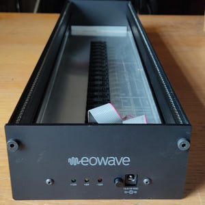 1 boitier Eurorack 3U - 104CV noir + Alim. EOWAVE
