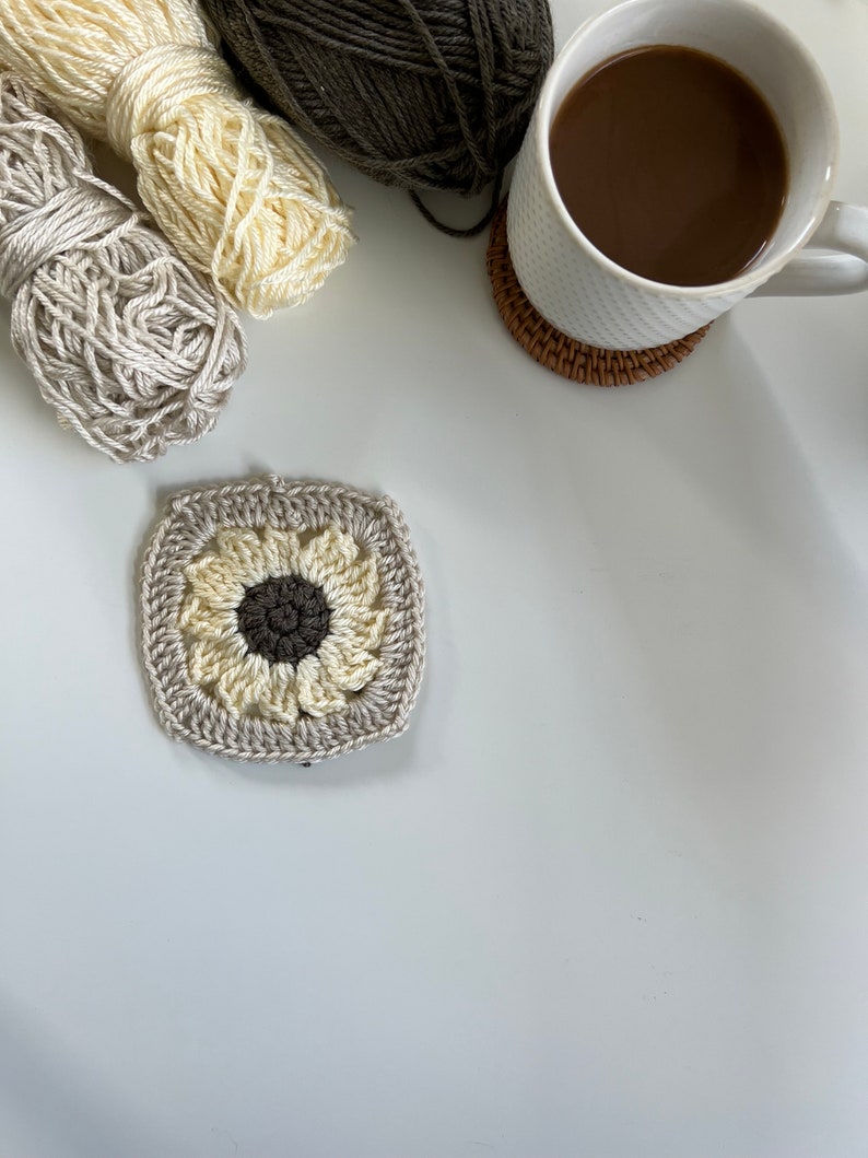 Sunflower Granny Square Crochet Pattern (PDF Digital Download) - Etsy