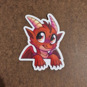 Niedlicher roter Drache Durable transparent 3 Inch. Vinyl Aufkleber, Kawaii Aufkleber, Tier Aufkleber, Laptop Aufkleber, Tablet Aufkleber, Klauenaufkleber