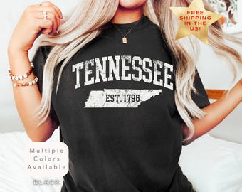 Verontruste comfortkleuren Tennessee shirt, trendy Tennessee T-shirt, Varsity Aesthetic Tennessee Lover Gift, Tennessee Travel T-shirt