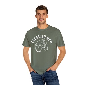 Chemise maman cavalier couleurs confort, chemise épagneul Cavalier King Charles, t-shirt amateur de cavaliers, col rond cadeau cavalier, t-shirt maman chien rigolo image 20