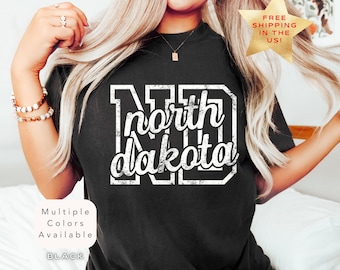 Camiseta de Dakota del Norte con colores desgastados y cómodos, camiseta retro de moda, regalo de Dakota del Norte con estética universitaria, linda camiseta con orgullo del estado de Dakota del Norte