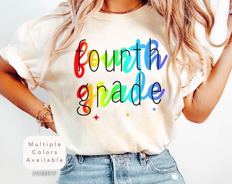 Maglietta Comfort Colors per la quarta elementare, Maglietta per insegnanti di quarta elementare, Maglietta per il ritorno a scuola, Maglietta colorata per insegnanti, Maglietta per il primo giorno di scuola