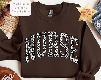 Sudadera de enfermera con estampado de leopardo, camiseta de enfermera titulada, regalo para enfermeras, bonito regalo para enfermeras, sudadera para la escuela de enfermería, suéter de enfermera titulada