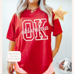 Verontruste comfortkleuren shirt Oklahoma, trendy retro T-shirt Oklahoma, Varsity Aesthetic Oklahoma Lover Gift, vintage T-shirt Oklahoma Pride