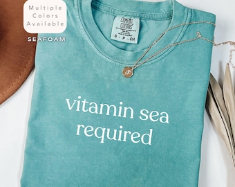 Comfort Colors Beach Shirt, Minimalist Hello Summer Tee, Cute Coastal T-Shirt for Women, Ocean Vibes, Vacation Gift, Beach Club Beach Lover