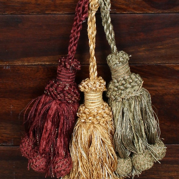 Handmade vintage style 4" key tassel used to embellish or decorate furniture, curtain, drapery, pillows or any craft project