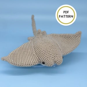 Stingray Crochet Pattern, Cali the Cownose Ray Amigurumi PDF Pattern by Crafty Bean Crochets