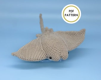 Stingray Crochet Pattern, Cali the Cownose Ray Amigurumi PDF Pattern by Crafty Bean Crochets