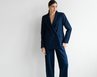 Women palazzo pant suit in Dark Blue Colour.  Custom pantsuit - Prom suit. Event look. Formal events suit.