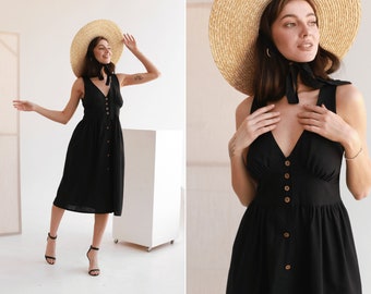 Black linen A-line summer dress. Linen v neck dress in midi length. Vintage tea dress. Summer black midi dress. V-neck button dress