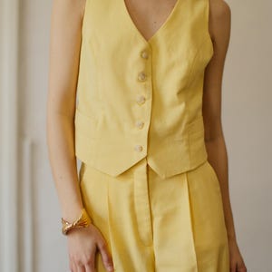 Sunny Yellow Linen 2-piece matching suit with Vest and Palazzo Pants. Women&#39;s suit with vest and trousers. Yellow Wedding guest pantsuit