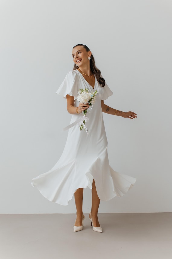 white floral engagement dress Leely Women Sparkly Ivory Beaded Floral Long Engagement Dress Sheath Boat Neck Wedding Reception Dress with Sleeves