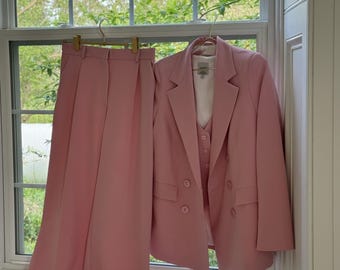 Powder Rose Linen Pantsuit: 3-Piece Wedding Guest Outfit