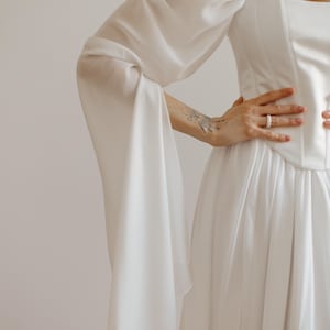 Custom Sleeves Chiffon from ALBA set