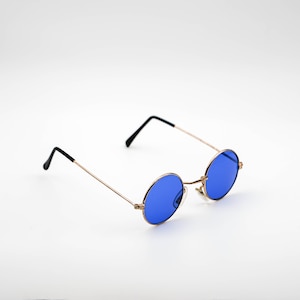 Retro glasses gold frames with tinted lenses