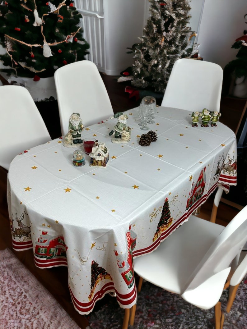 Farmhouse Christmas Tablecloth, Holiday Tablecloth, Grinch Tablecloth