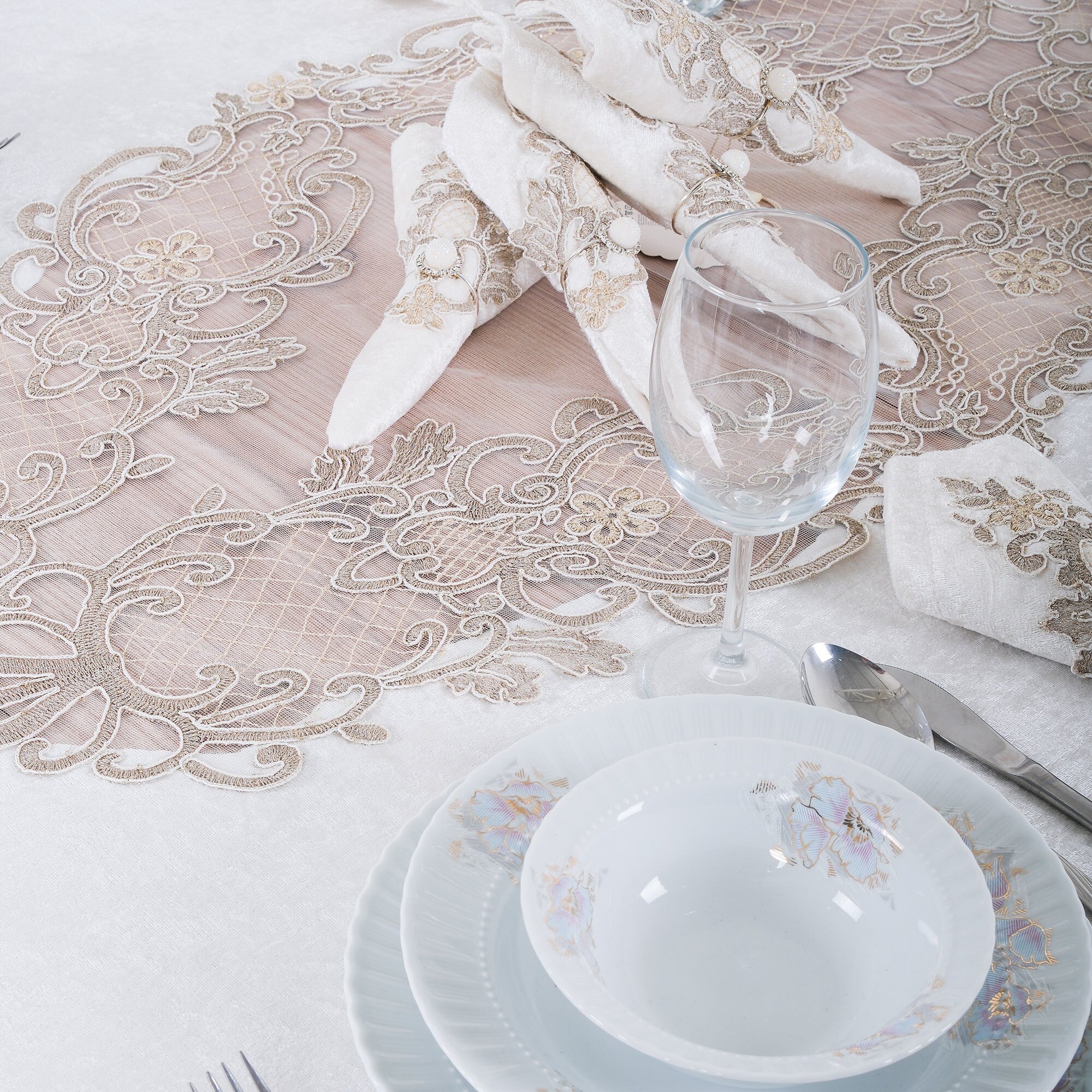 Elegant Embroidered Lace Tablecloth Serviette Tablecloth French Style