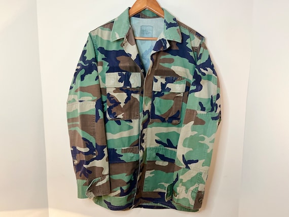 Woodland Camoflauge Army Surplus Lightweight Jacket | Made in USA | Size S-M