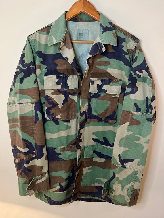 Woodland Camoflauge Army Surplus Lightweight Jacket | Made in USA | Size S-M View 2