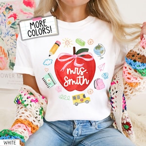 Comfort Colors® Personalisiertes Lehrer-Hemd Personalisiertes adrettes Apfel-Bogen-Koketten-Wunder-zurück zu Schult-shirt-grundlegendes Wertschätzungsgeschenk