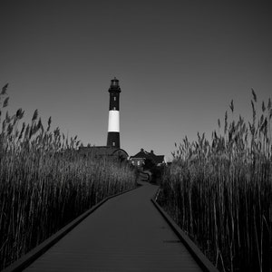 Schwarz-Weiß-Fotografie von Fire Island Leuchtturm | Landschaftsfotografie | Wandbild | Schwarz-Weiß-| B+W