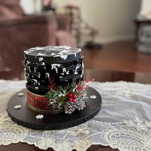 Snowman Hat Centerpiece