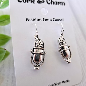 Vintage Mikrofon Silber Ohrringe l Neuheit Ohrringe l Geschenk für Musiker l Geschenk für Sänger l Musik Ohrringe l Sterling Silber Ohrringe