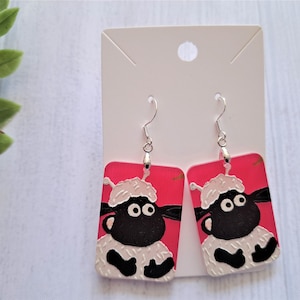 Roze schapen acryl rechthoek oorbellen l cadeau voor breiers l cadeau voor spinners l Sterling zilveren oorbellen
