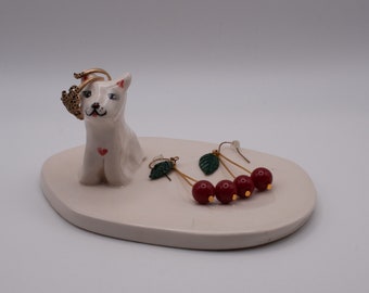 Handmade Ceramic Cute Cat Ring Holder, Jewelry Organizer Stand