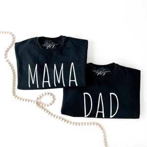 Ensemble papa et maman ras du cou, maman et mini