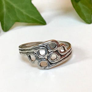 STERLING Silver Handcrafted Ring with Six Circles—Vintage Band with Unique Design— US Size 8