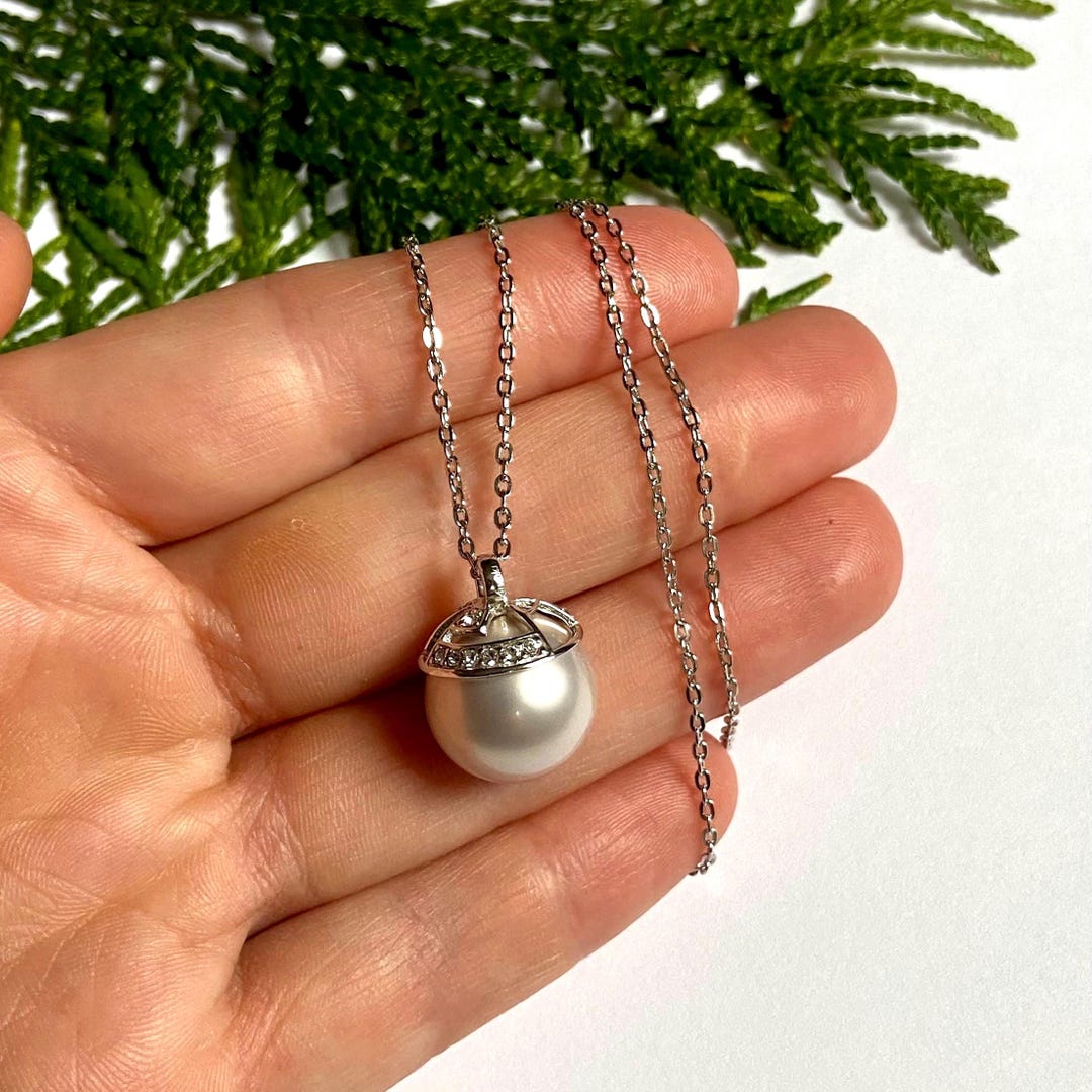 925 MISAKI Solitaire Pearl Necklace — Sterling Silver Faux Grey - Main Image