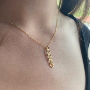 Collar de oro macizo de 14 k con dos iniciales para pareja, regalo de Navidad para esposa, joyería con barra de letras para niños, regalo de aniversario, regalo para prometido.