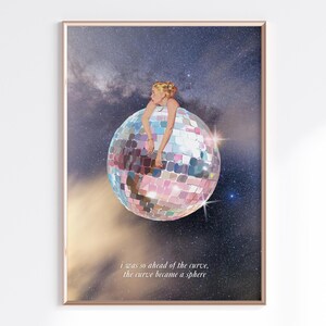 Das versuche ich zu drucken | I Was So Ahead of The Curve, This Is Me Versuching Poster, Spiegelball Druck, Spiegelball Poster, Dopamin Dekor