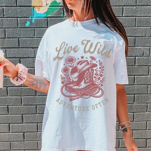 Cowgirl Boots Shirt, Retro Cowgirl T Shirt, Comfort Colors Shirt, Cowgirl Graphic Tee, Western Graphic Tee, Cute Cowgirl TShirt