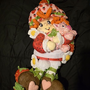 Handmade Strawberry Shortcake Piñata – Nostalgic 80s Party Decor – Colorful Birthday Fun – Retro Celebration – Kids & Adults Will Love
