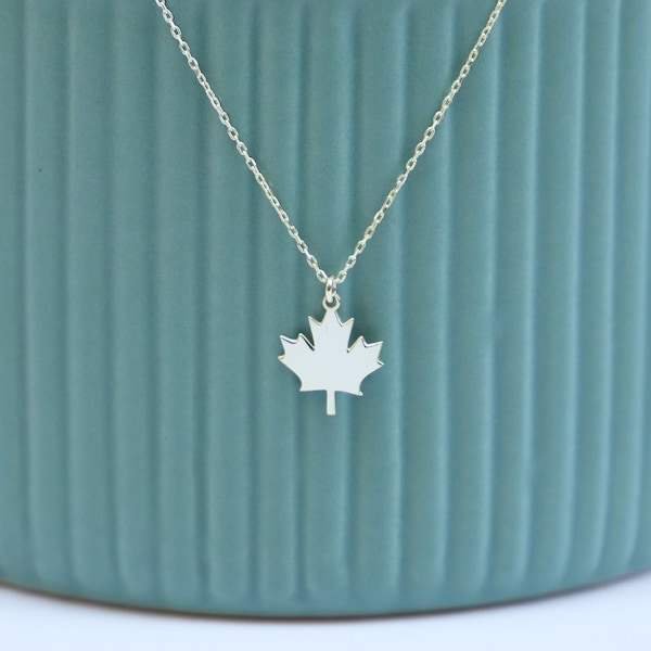 Dainty Leaf Pendant Necklace | Gold Maple Leaf Necklace | Necklaces for Women | Small Canadian Maple Leaf Necklace | Delicate Plant Necklace