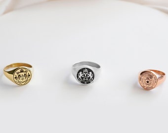 College Emblem Signet Ring, Custom University Ring, Personalized Family Crest Ring, Perfect High School Gift, Gift for Men, Gift for Women